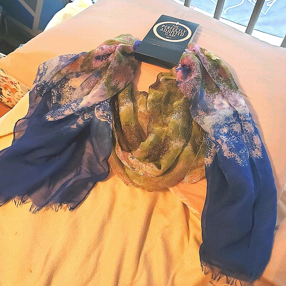 Colorful light scarf